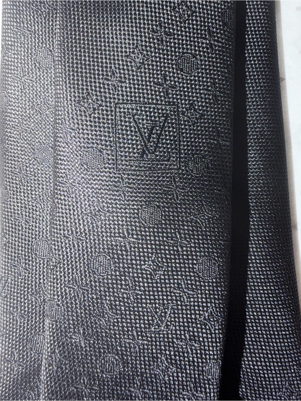 Louis Vuitton Tie Black - Picture 4 of 8